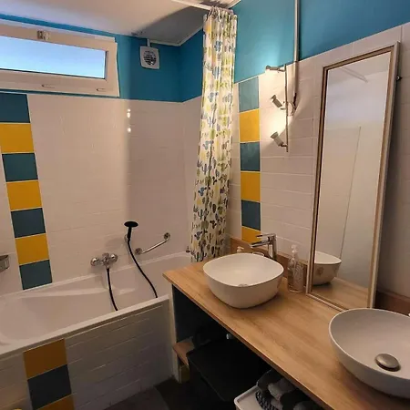 Lejlighed Privee Dans Partage - Calme Et Lumineux - Proche Bordeaux - F1-5 *